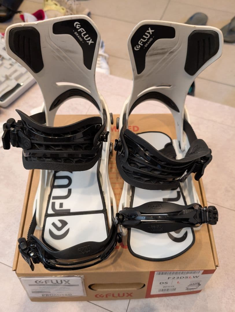 か*さ様 FLUX DS 23 ビンディング Lサイズ ホワイト