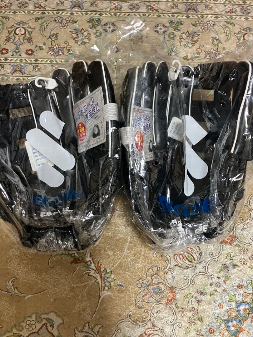 新品　ファルコン 一般用ソフトボールグラブFGS-311 ブラック ２個セット