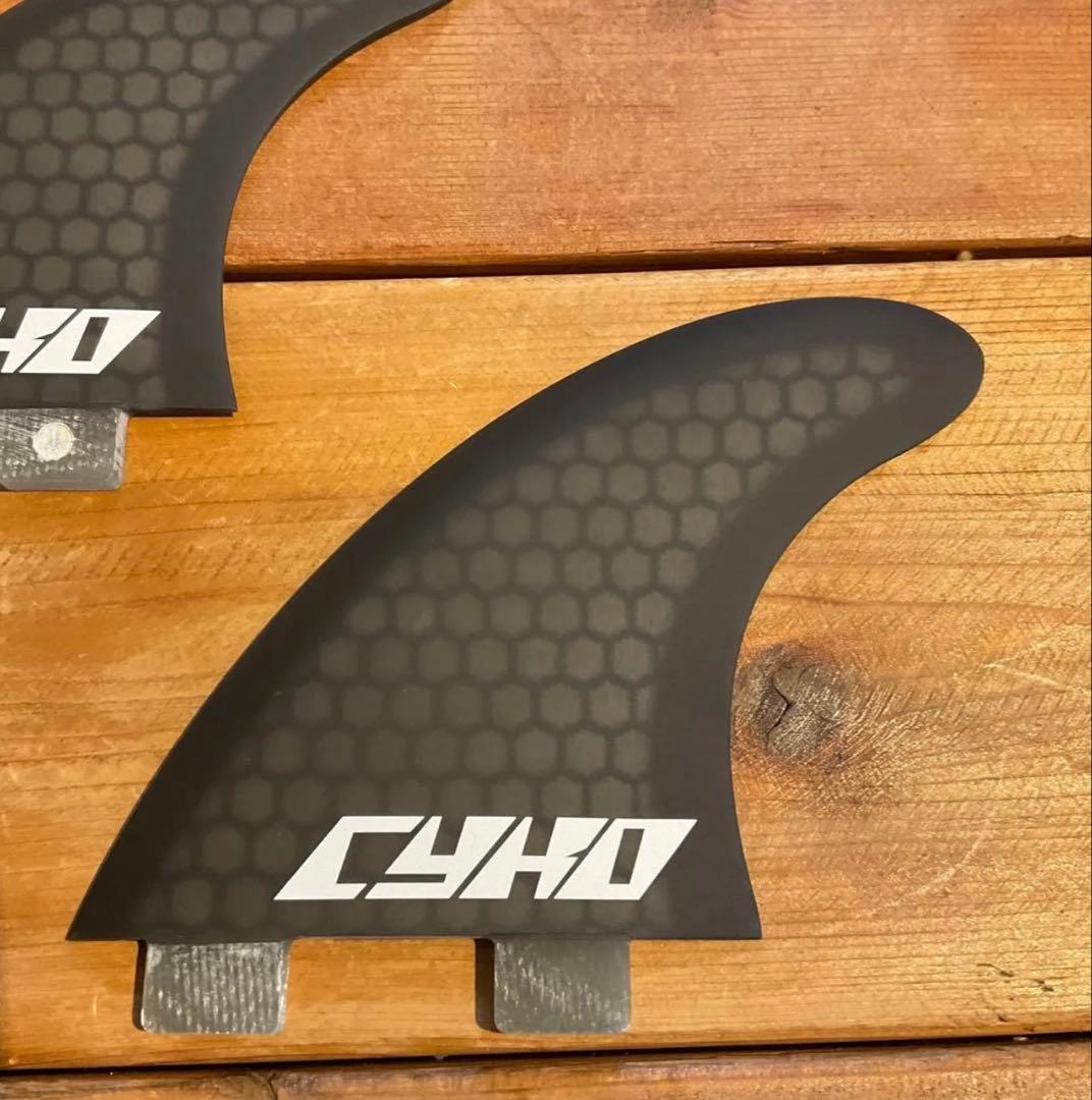 cykoサイコ　トライフィンセット　FCS Mサイズ　ハニカムコア