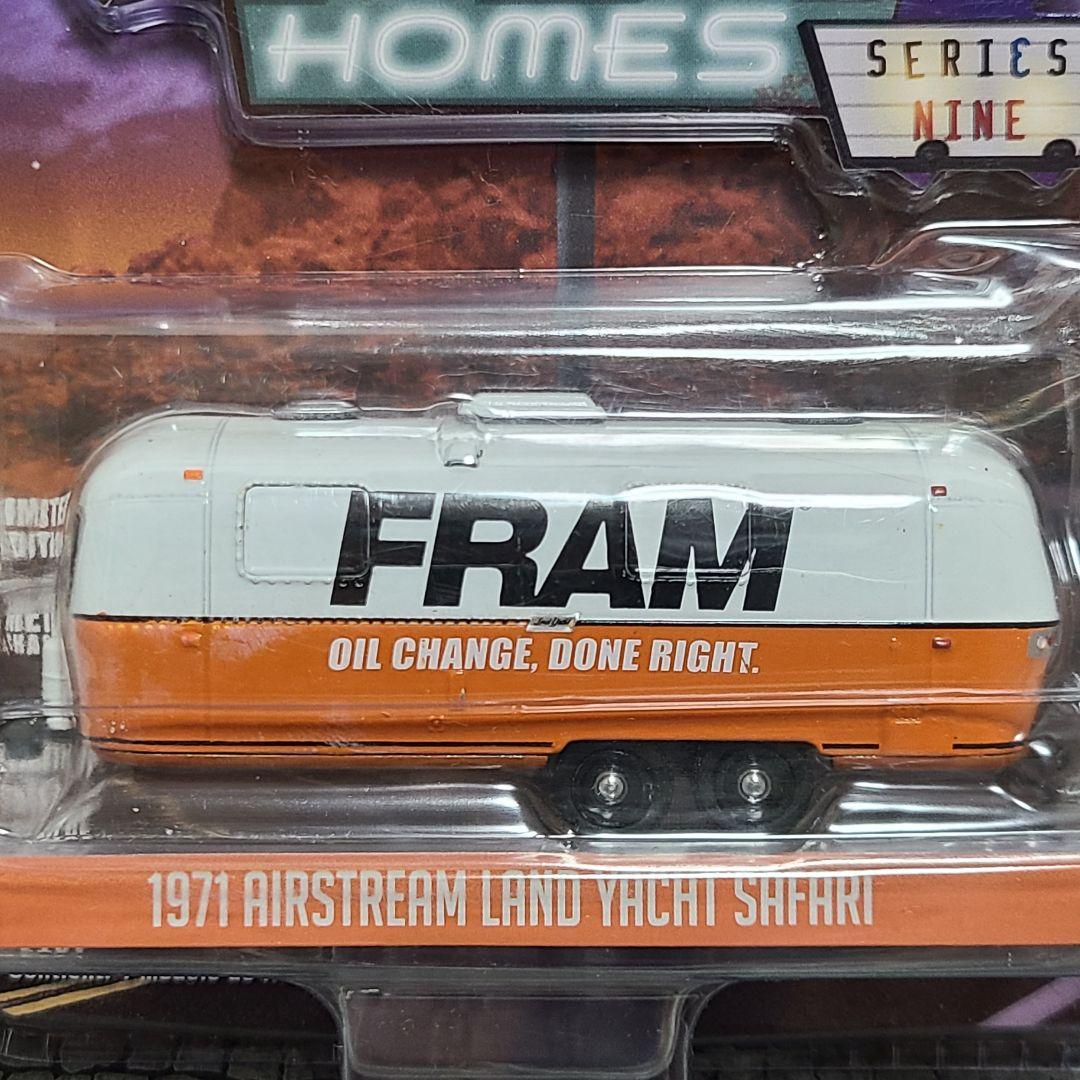 グリーンライト1/64　エアストリーム　フラム　新品未開封