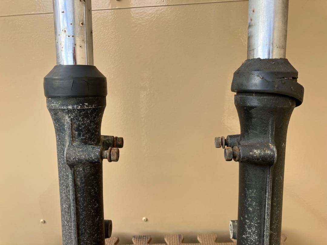 ポ*ロ様 Z400FX フロントフォーク　ASSY