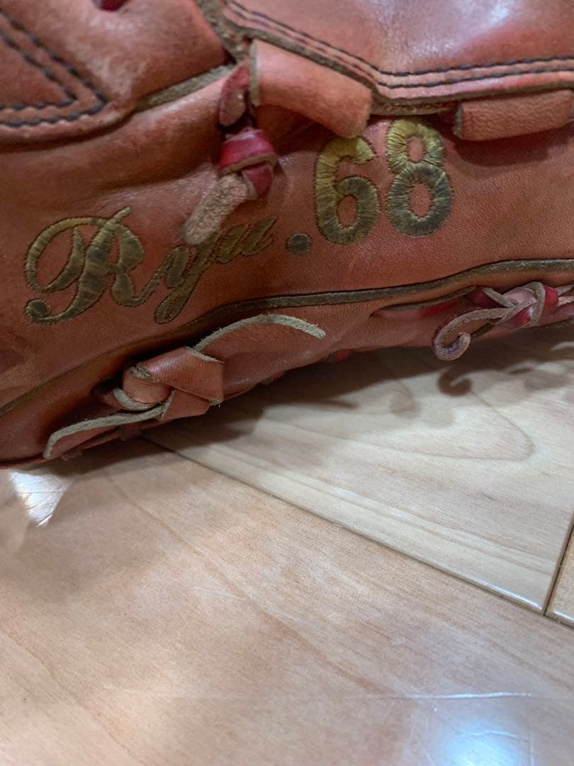 ZETT プロステイタス　硬式投手用グローブ　刺繍入り