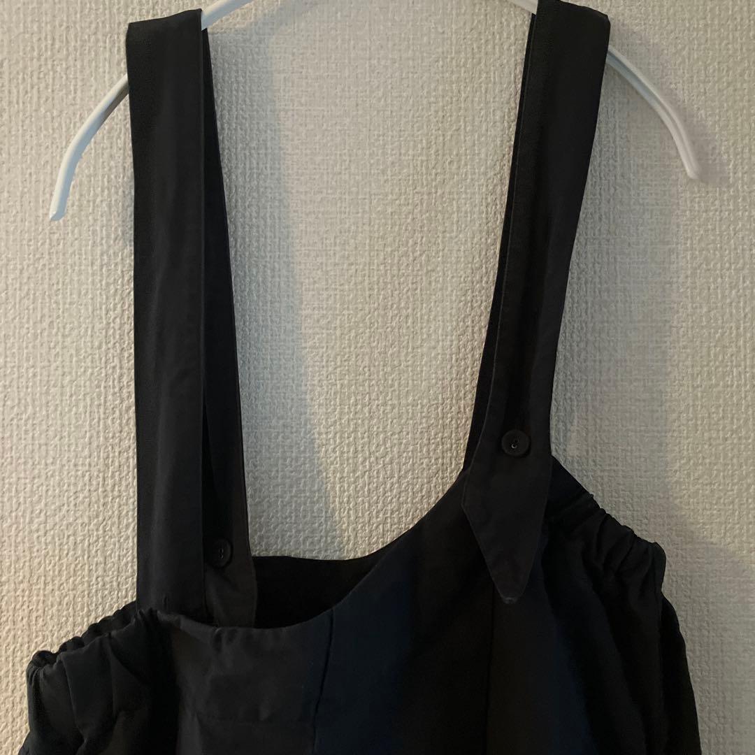 ネストローブ　リネン混　アシンメトリー　サロペット　黒　F ゆったり