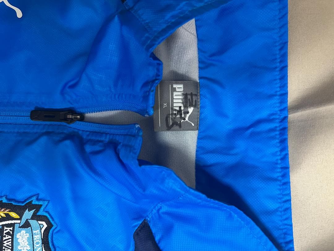 【値段交渉可：送料込】川崎フロンターレ　支給品　ウィンドブレーカー