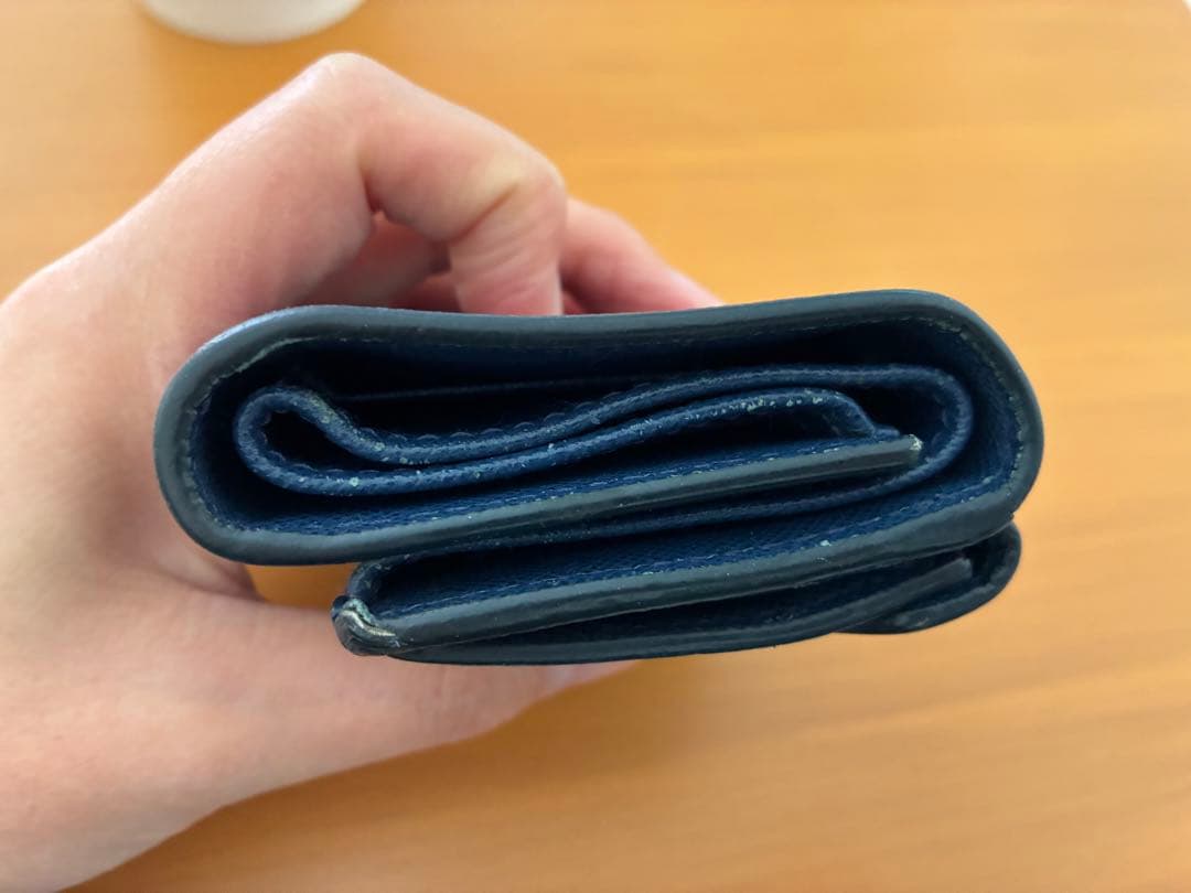 PRADA ネイビー 三つ折り財布