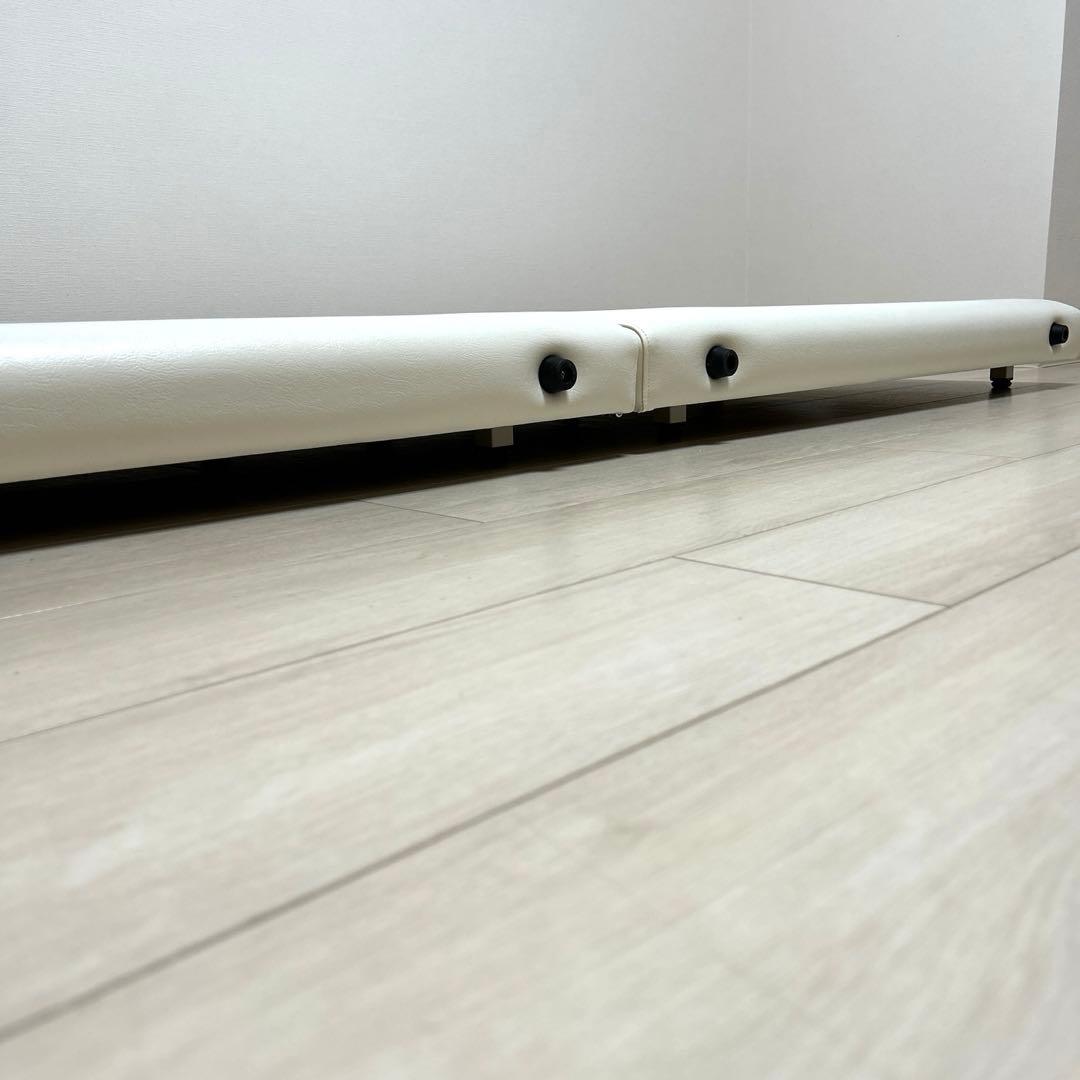 未使用品　折りたたみ式ポータルベッド施術用