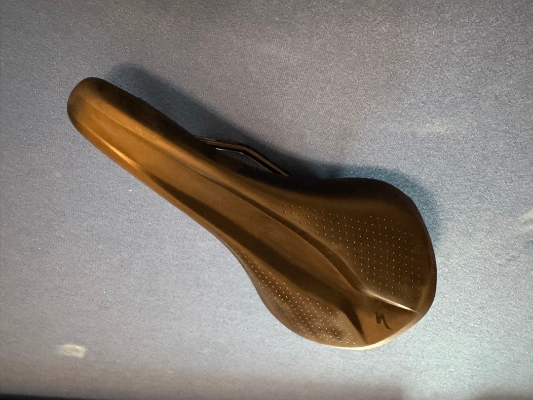 Specialized Bridge Comp サドル(シート)