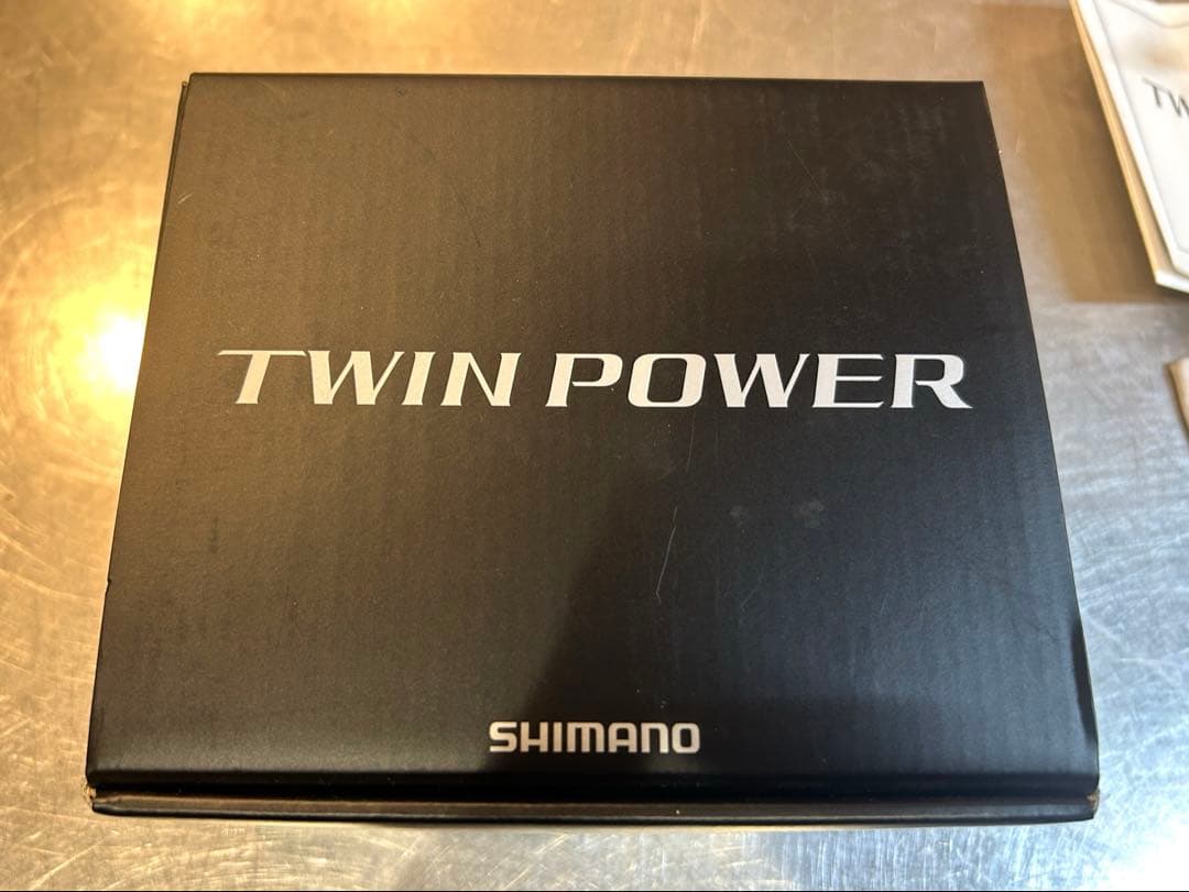 シマノ 20ツインパワー 2500SHG