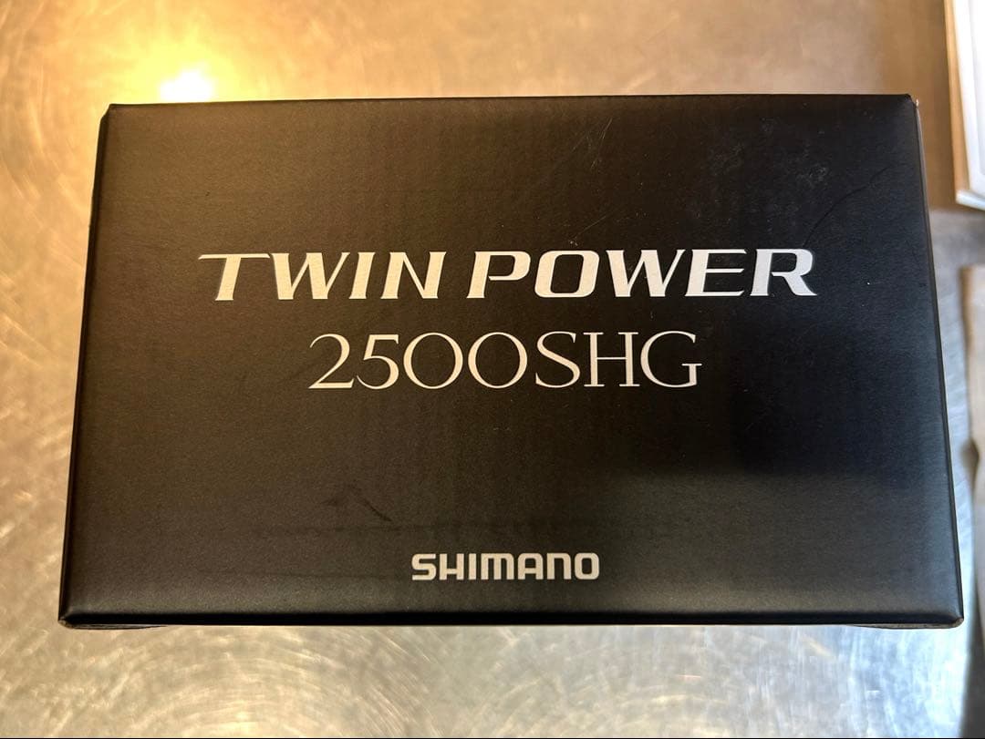 シマノ 20ツインパワー 2500SHG