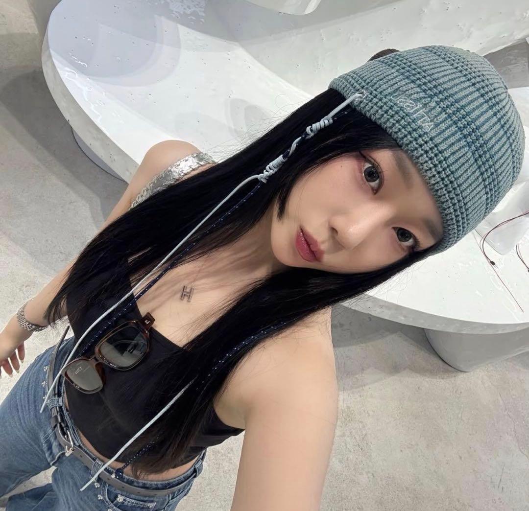 ATiiSSU 美品 25SS beanies ビーニー falcon - メルカリ