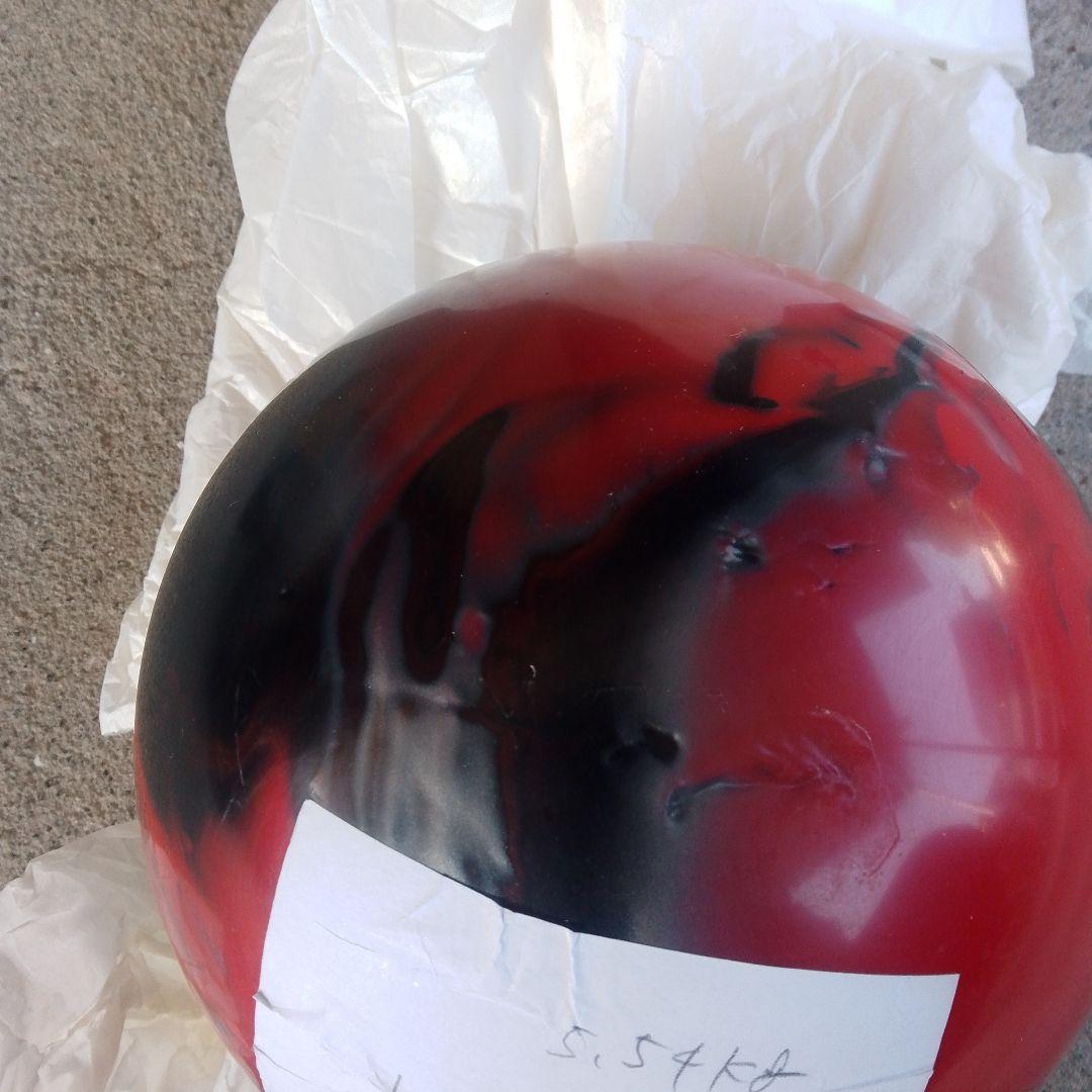 ヒ*様 ボーリングボール　14ポンド　２点セット　ケース付き