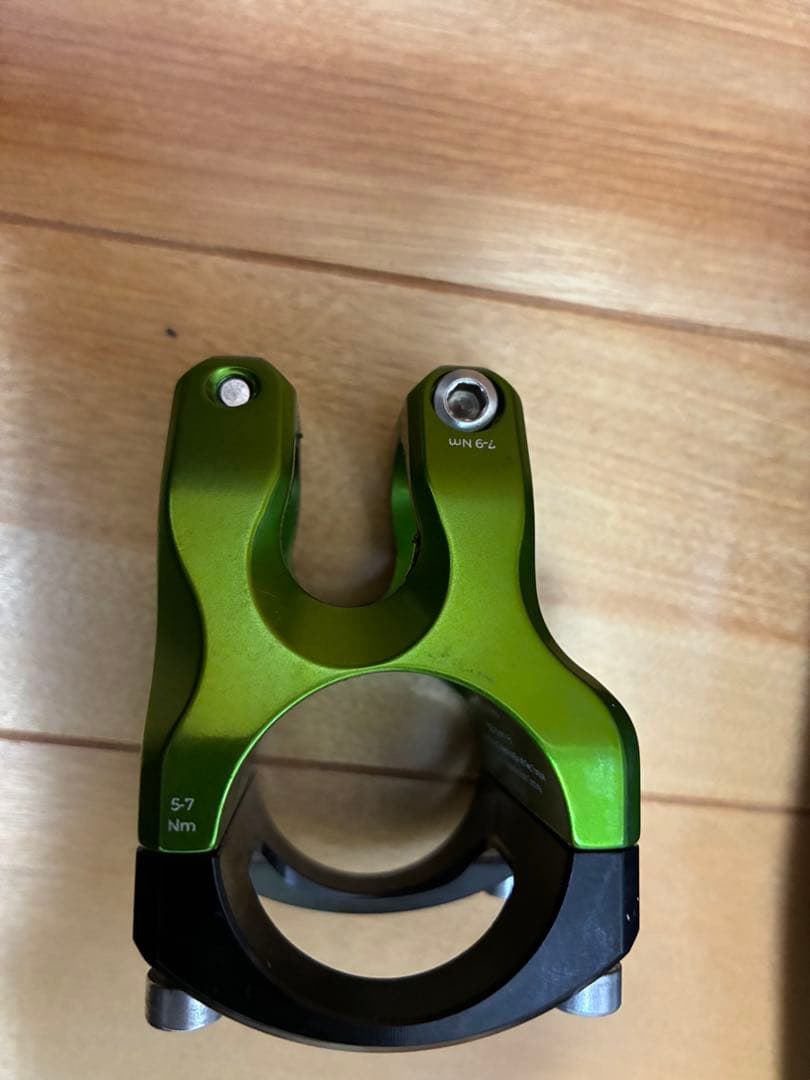 ENVE M7カーボンハンドルバー+ Industrynine A35ステム