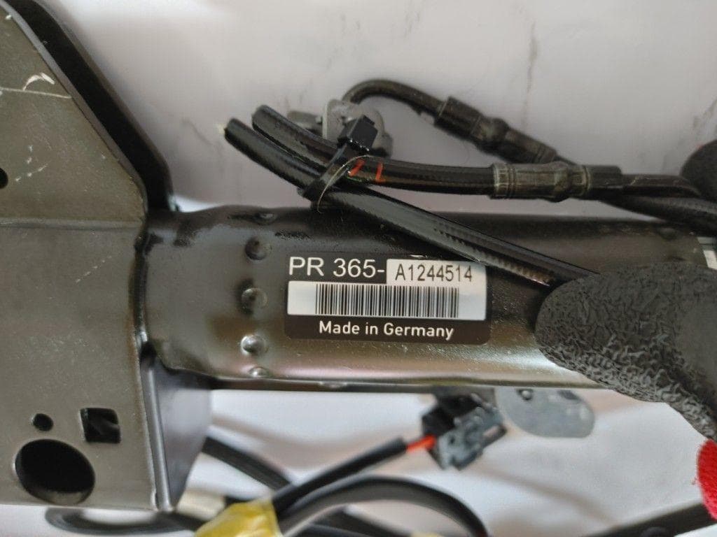 BMW Z4 E85 純正 ソフトトップ 幌 交換用油圧 シリンダー