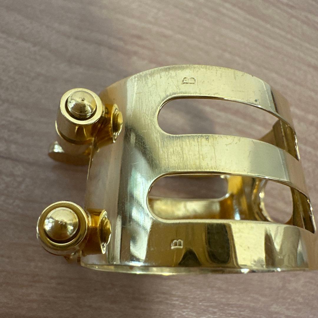 バリトンサックス　ウッドストーン　ラバー用リガチャー