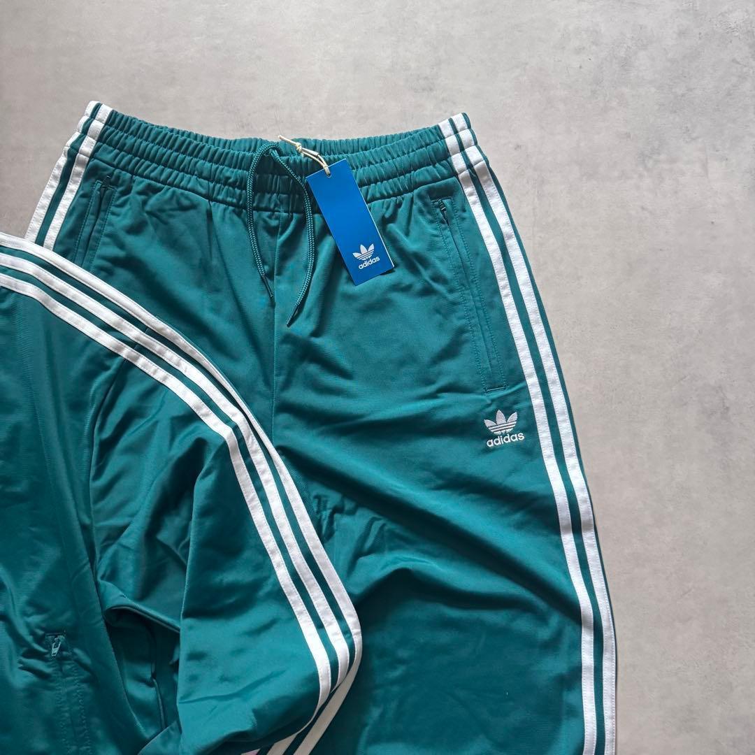 新品 2XLサイズ アディダスオリジナルス 上下セット ジャージ 緑 グリーン