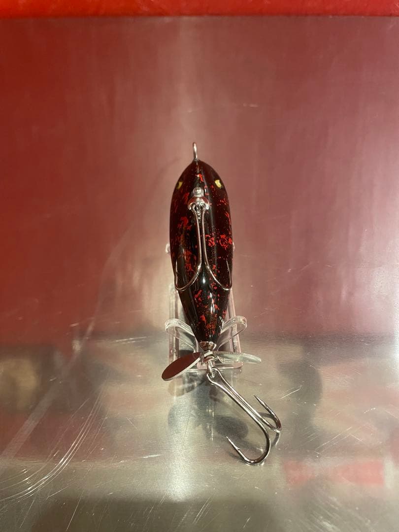 大言神社宝物 表層暴鮫 赤黒漆塗り ルアー スイッシャー 17g