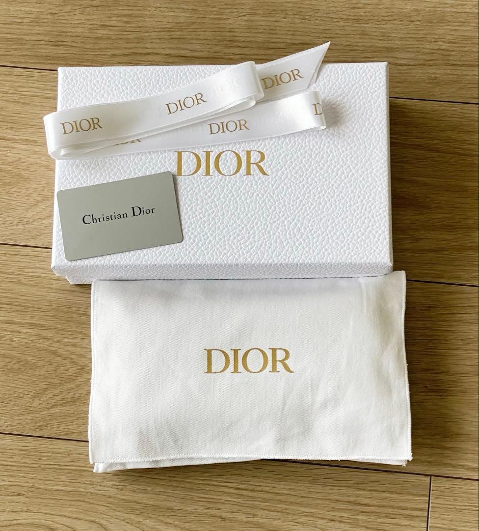 Dior ディオールCaro ロングウォレット