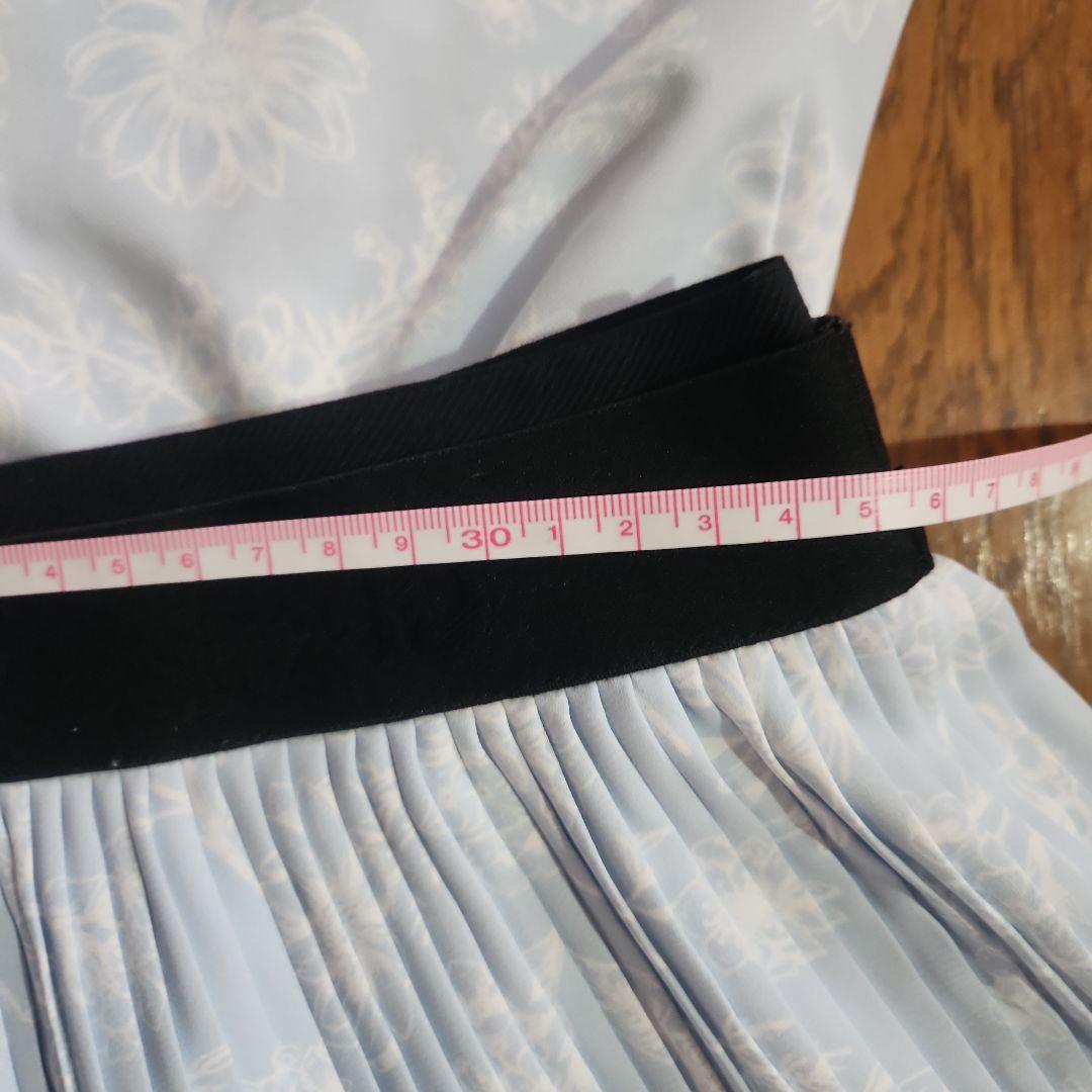 韓国女子FJ 水色 花柄 ノースリブシャツ スカート セットアップ