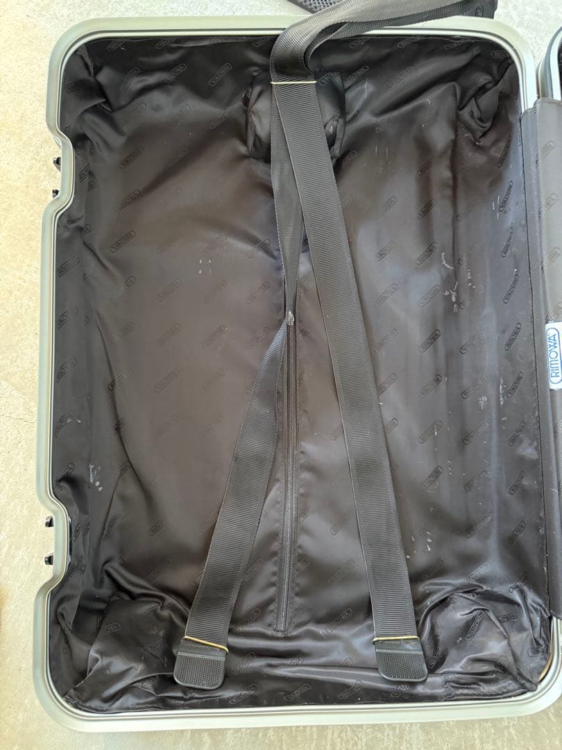 【貴重な4輪タイプ】RIMOWA キャリーケース トパーズ チタニウム　33L