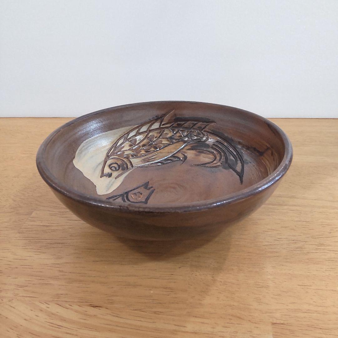 やちむん 読谷壺屋焼 (金城次郎・敏男・吉彦 金城陶器所) 6寸深皿 魚紋