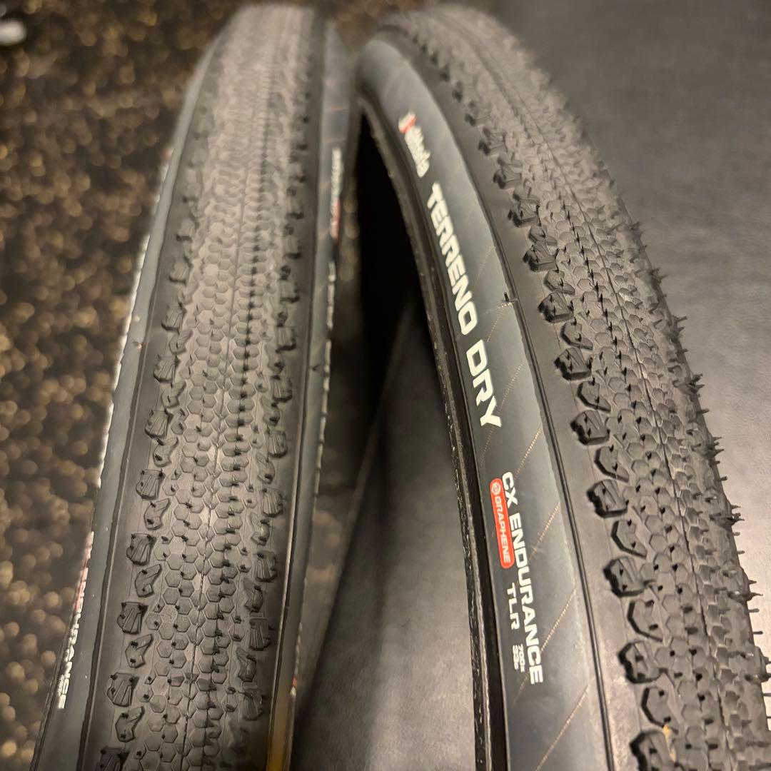 【いなかのカメラマン様】Vittoria Terreno Dry 33c 2本セ