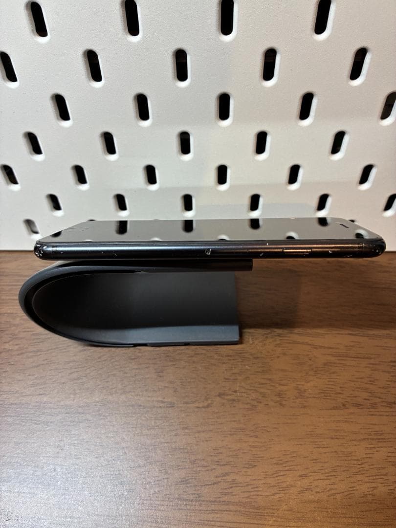 Apple iPhone SE 第2世代 64GB