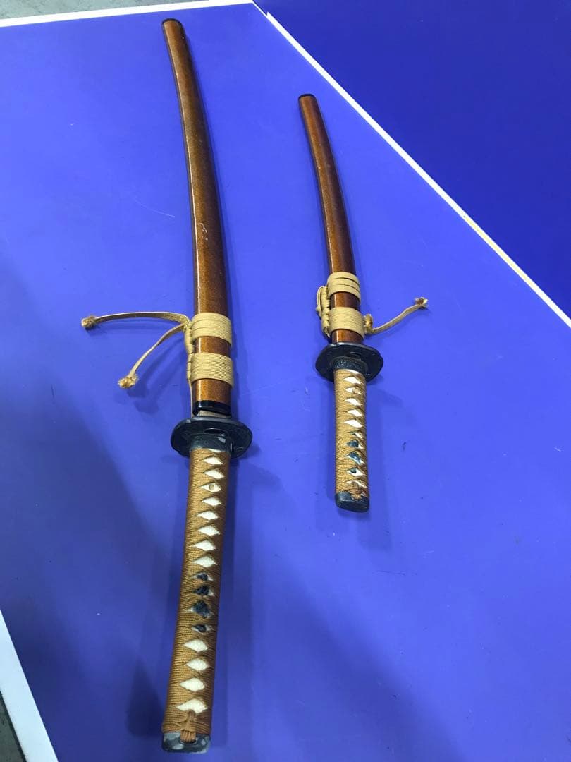 模造刀大小2本セット 金茶柄 雲龍楕円鍔 梨地呂鞘