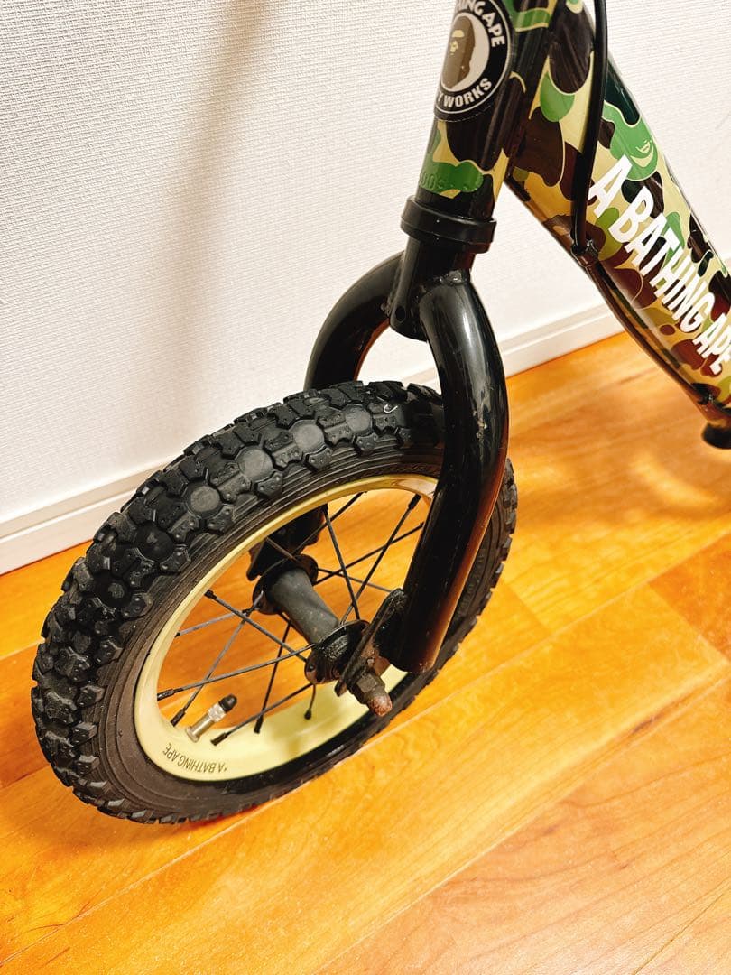 A BATHING APE キッズバイク バランスバイク ストライダー