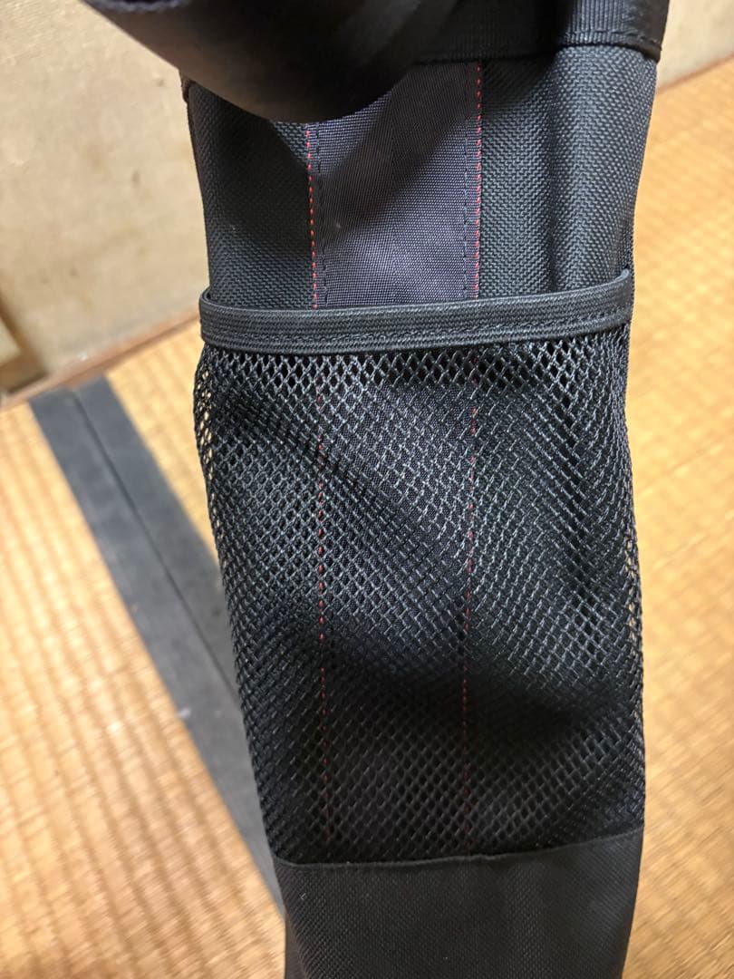 た*や様 BRIEFING ブラック×レッド セルフスタンドサブバック