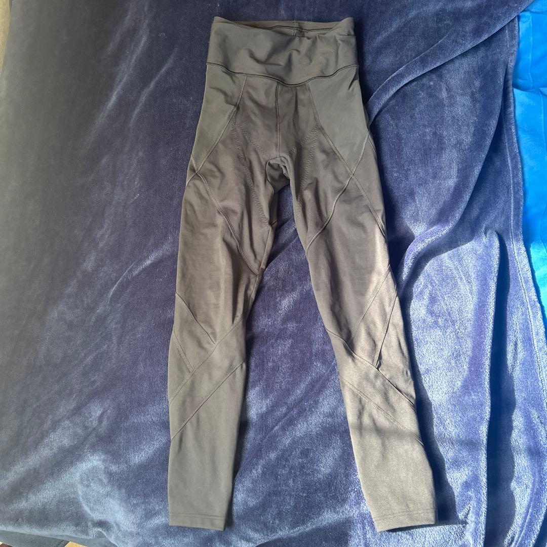 【上下！！】LAVAリントスルパーフェクトフォームロングスリーブトップスレギンス