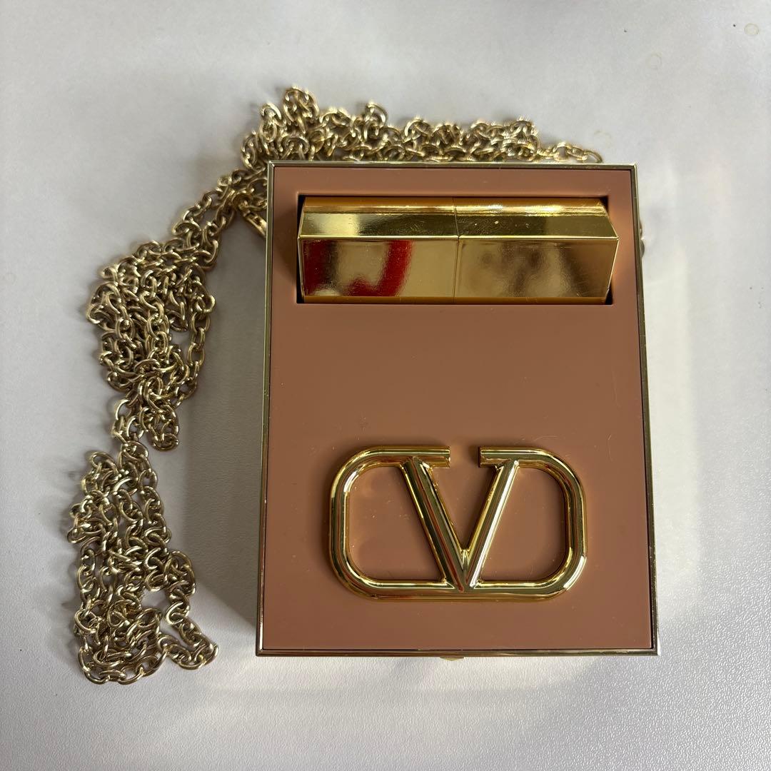 ヴァレンティノ　GOクラッチ　01ライトフェイスパウダー