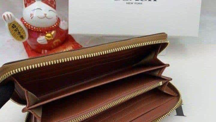 新品未使用コーチ長財布スヌーピー柄ストラップブラウンレディースメンズ送料無料