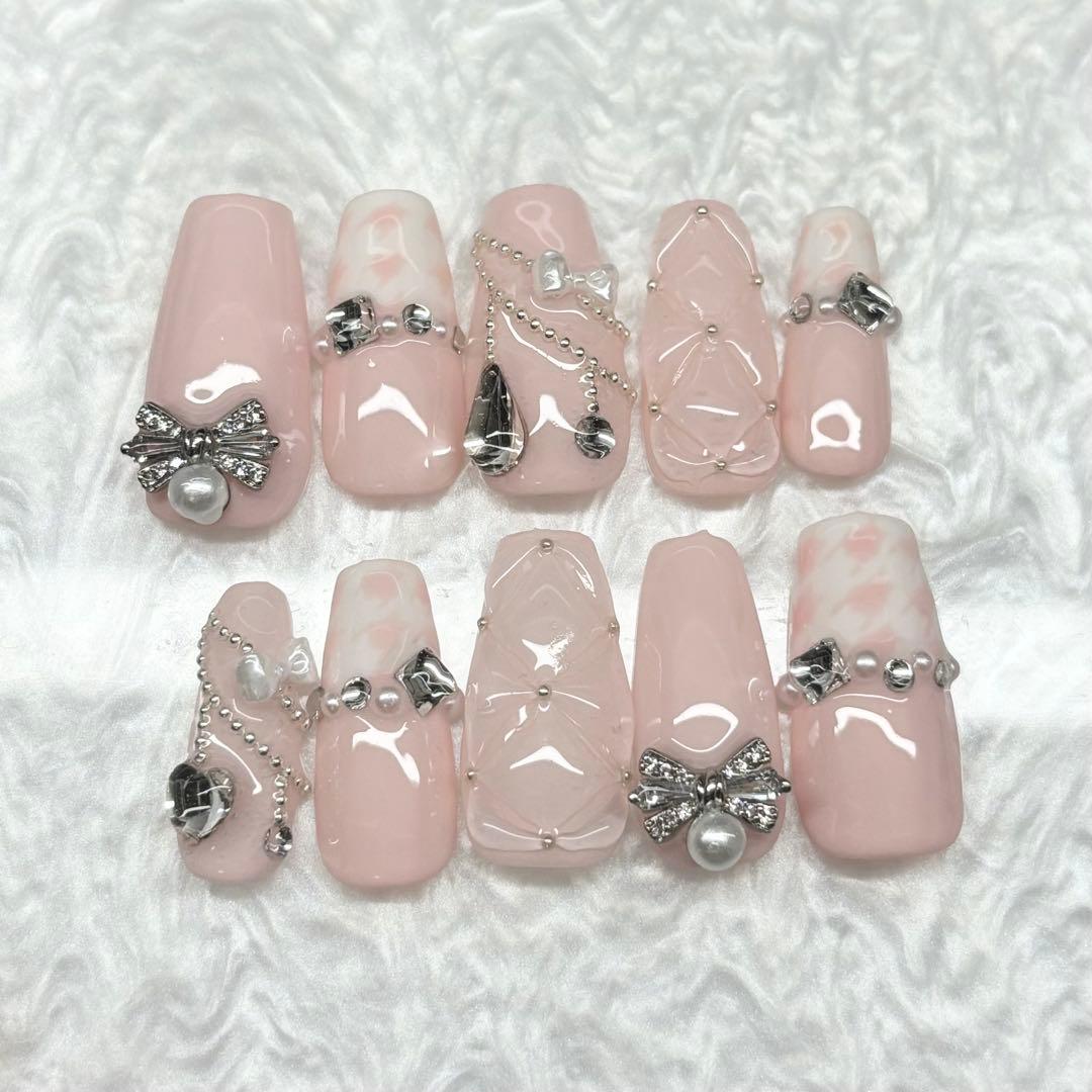 ピンク千鳥柄ネイルチップ 量産型 リボンネイル キルティングネイル