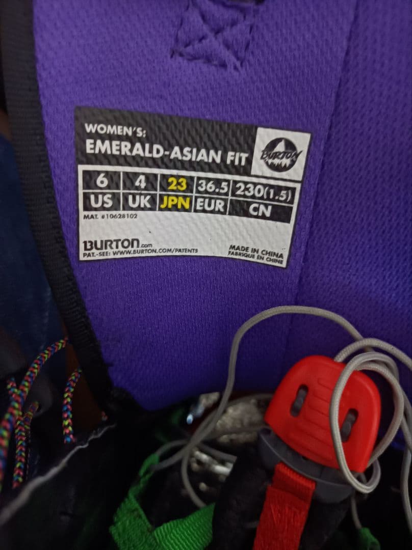 BURTON スノーボードブーツ バートン EMERALD-ASIAN FIT