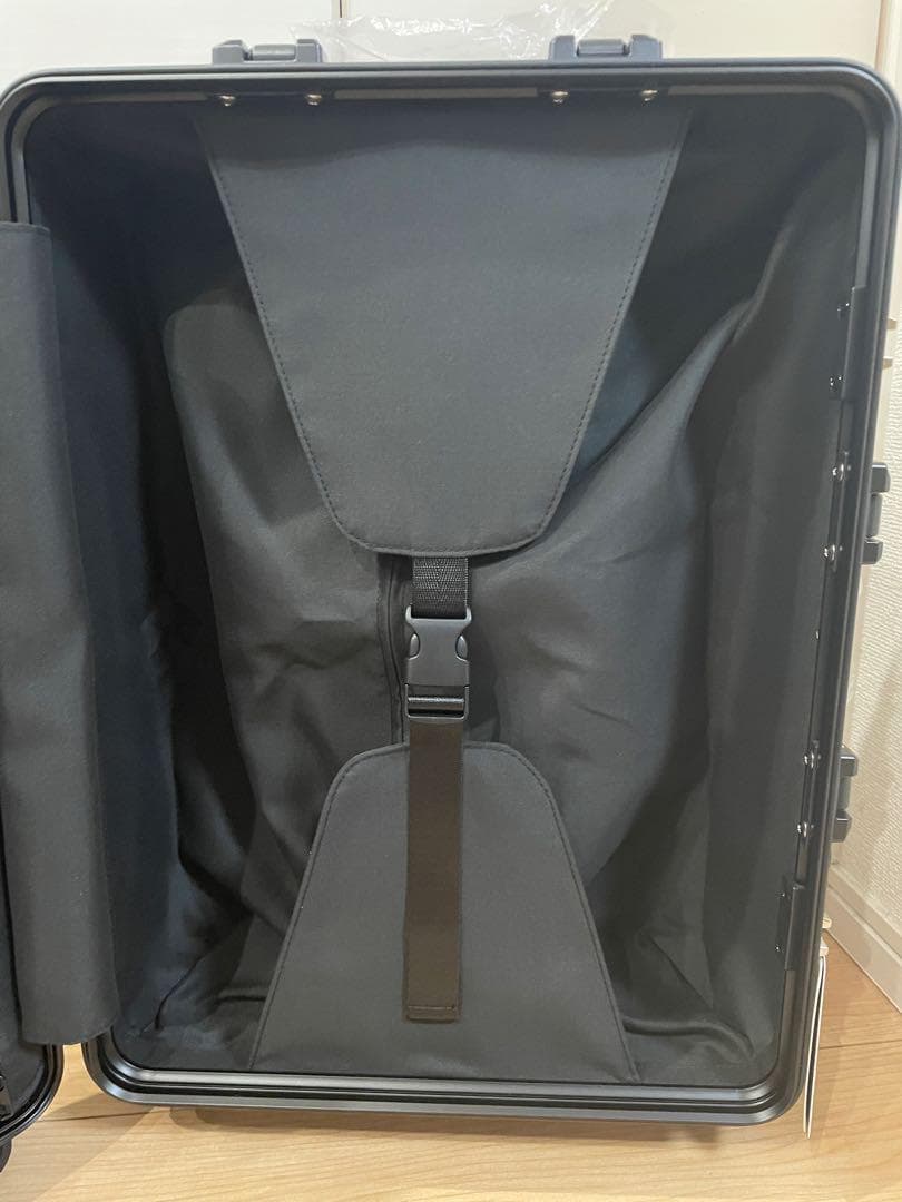 訳あり】ADIGO☆アルミ☆スーツケース☆S☆日本製☆アルミ合金