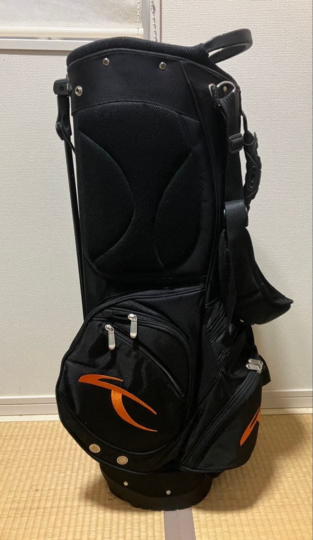 値下げしました　KJUS チュース　キャディバッグ　スタンド式ゴルフバッグ