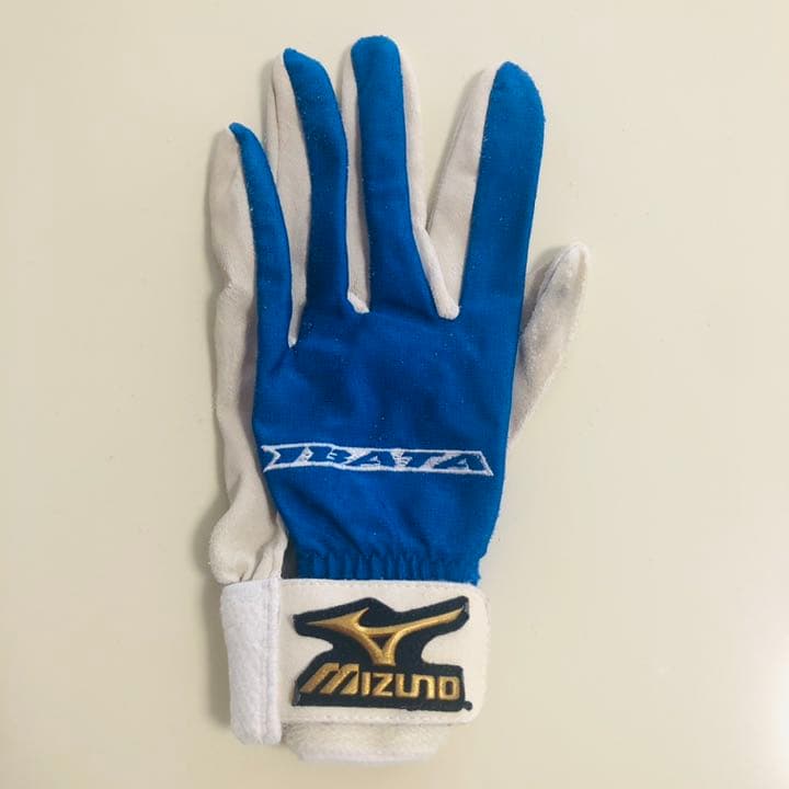 立浪選手　荒木選手　井端選手の実使用手袋