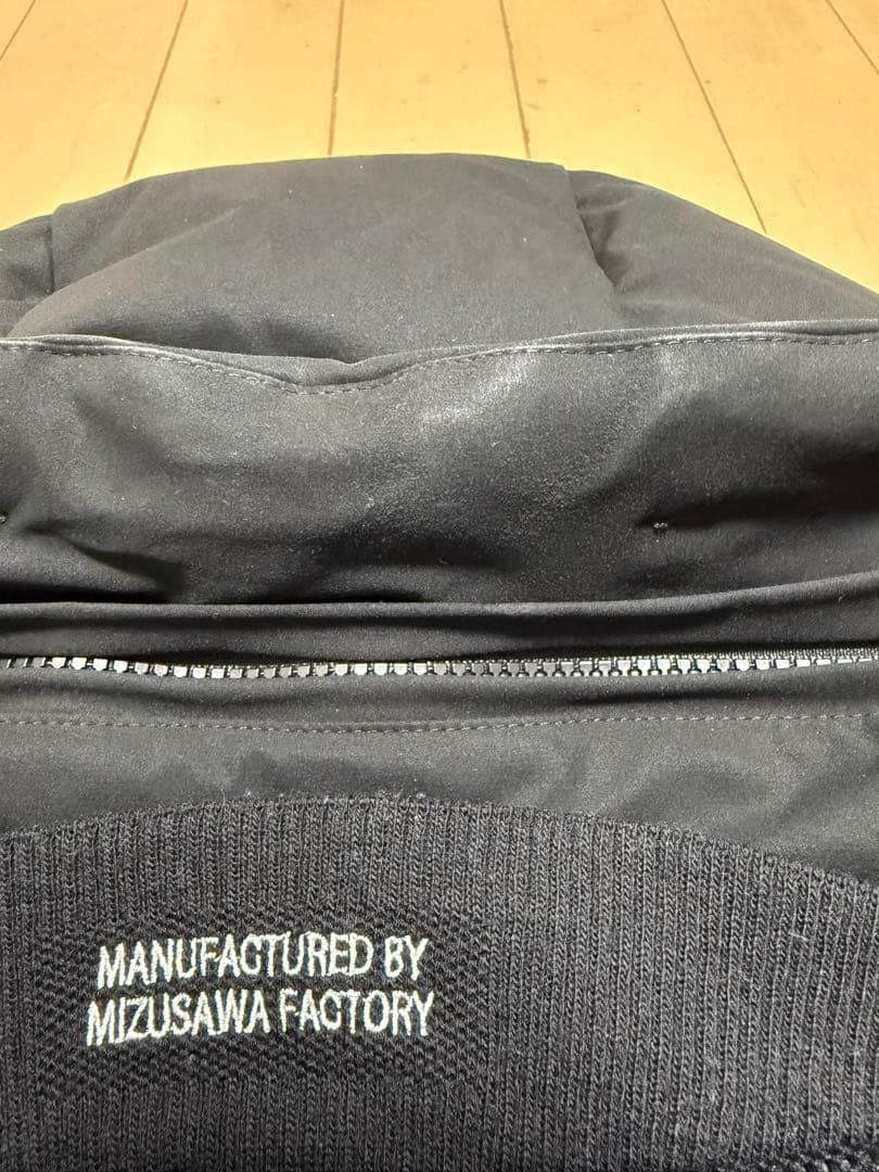 デサント オルテライン 水沢ダウン マウンテニア サイズO ブラック