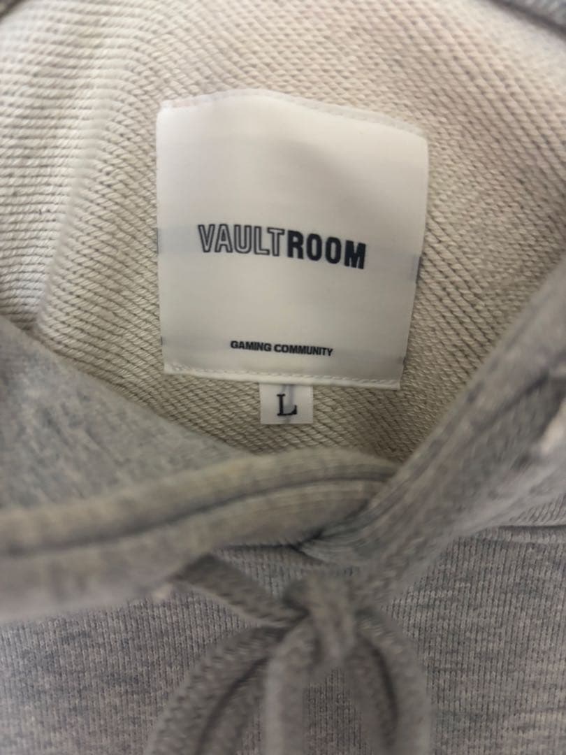 vault room 赤見かるび Nachonekoパーカー Lサイズ - メルカリ