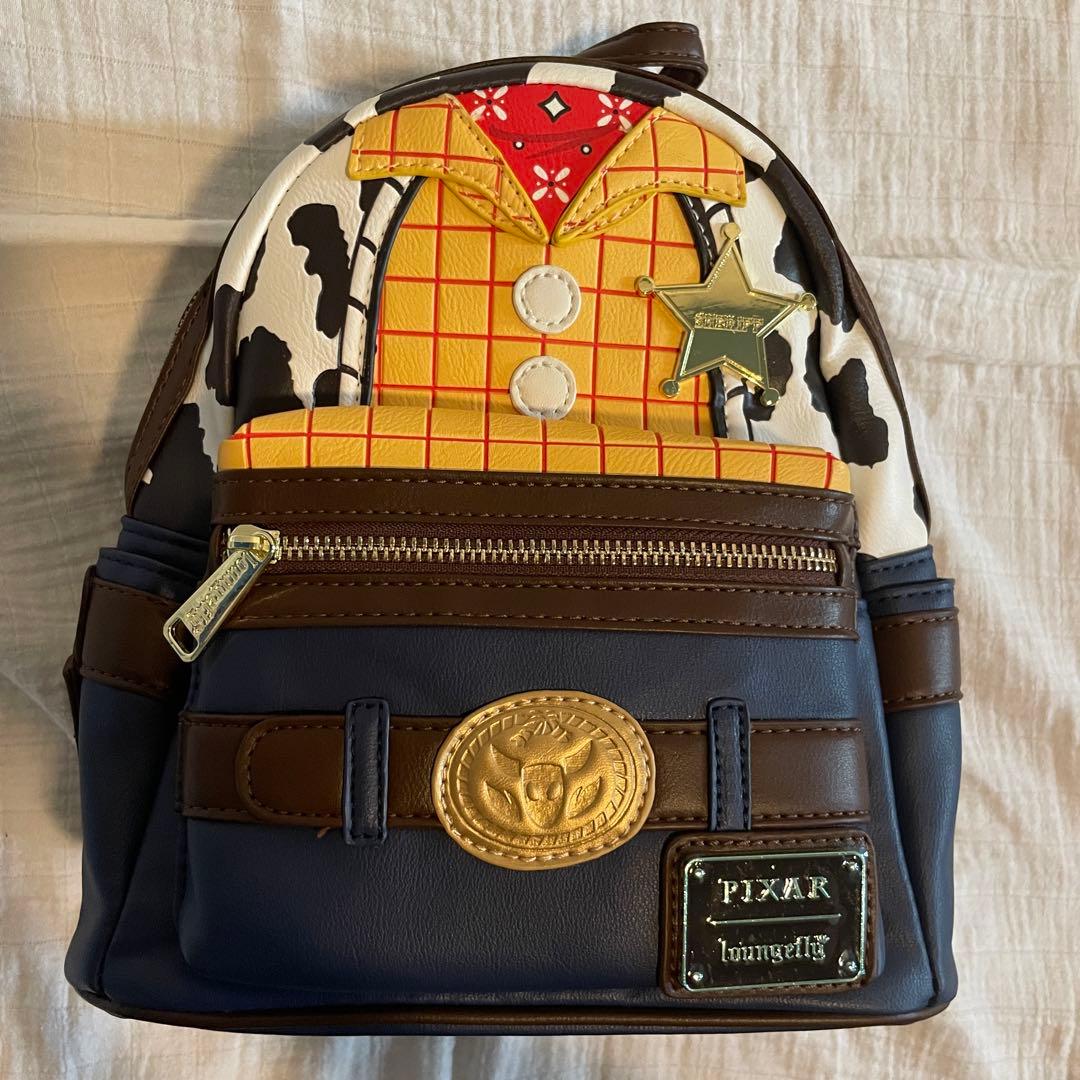 ラウンジフライ ディズニー トイストーリー ウッディ ブルズアイ