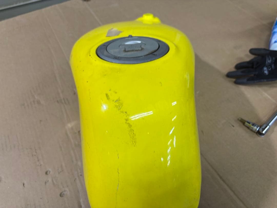 ORE イエロー 燃料タンク