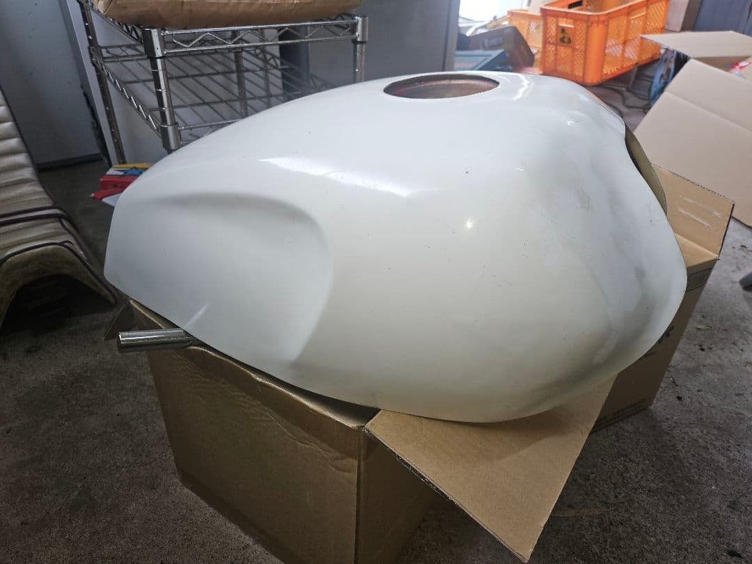 XJR400 4HM用 タンク カバー FRP 希少 - メルカリ