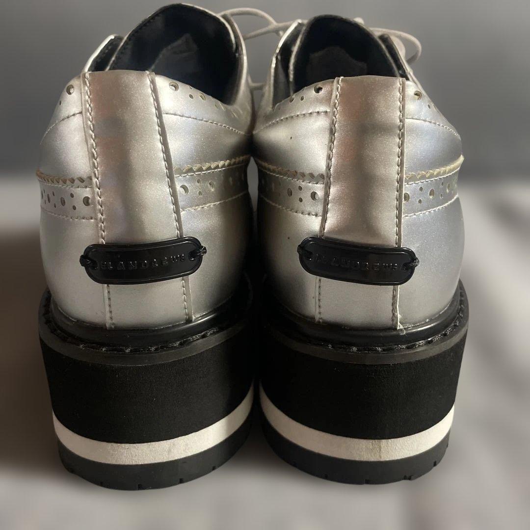 St.ANDREWSセントアンドリュース25スパイクレス シルバーゴルフシューズ