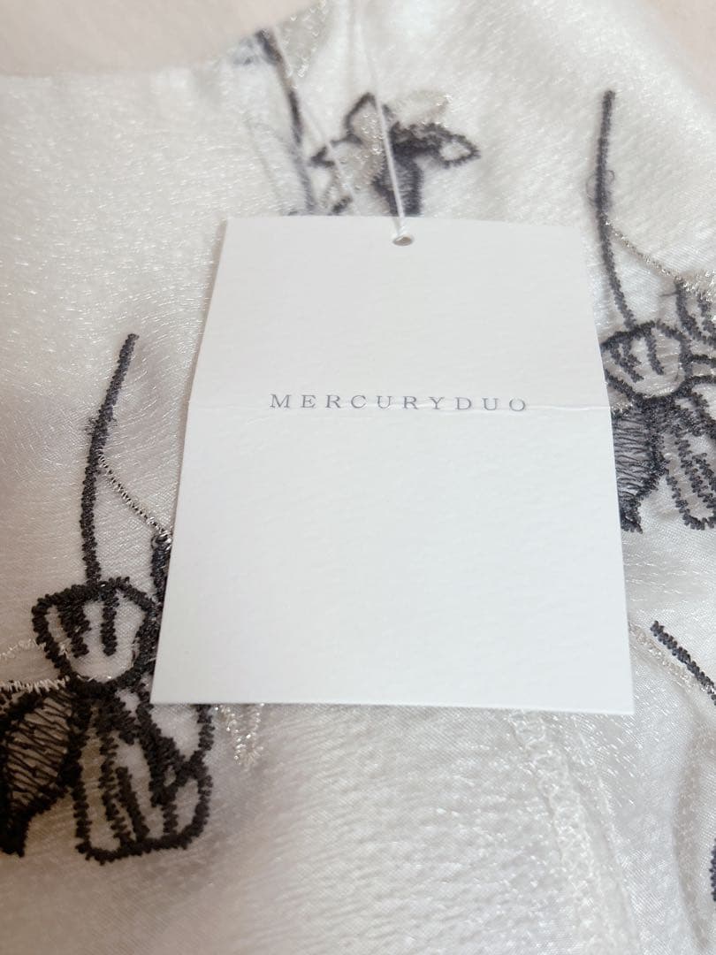 2025新作 MERCURYDUO エンブロイダリーマーメイドスカート