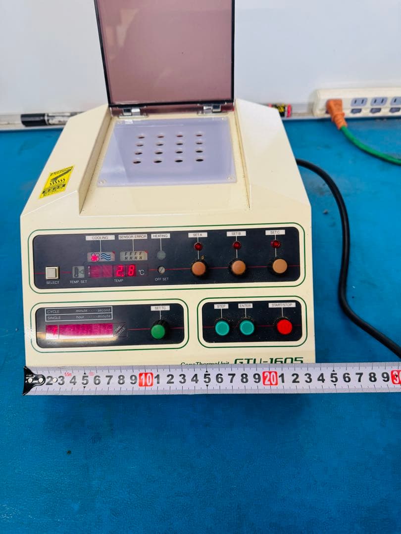 卓上型 振とう 振動 恒温槽 GTU-160S レトロ 50/60HZ 電動工具