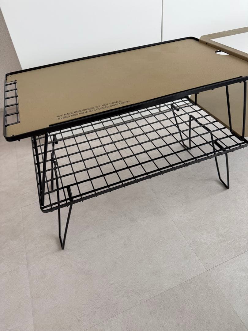 「CAMP GEEKS」によるフィールドラック用の天板（テーブルトップ）