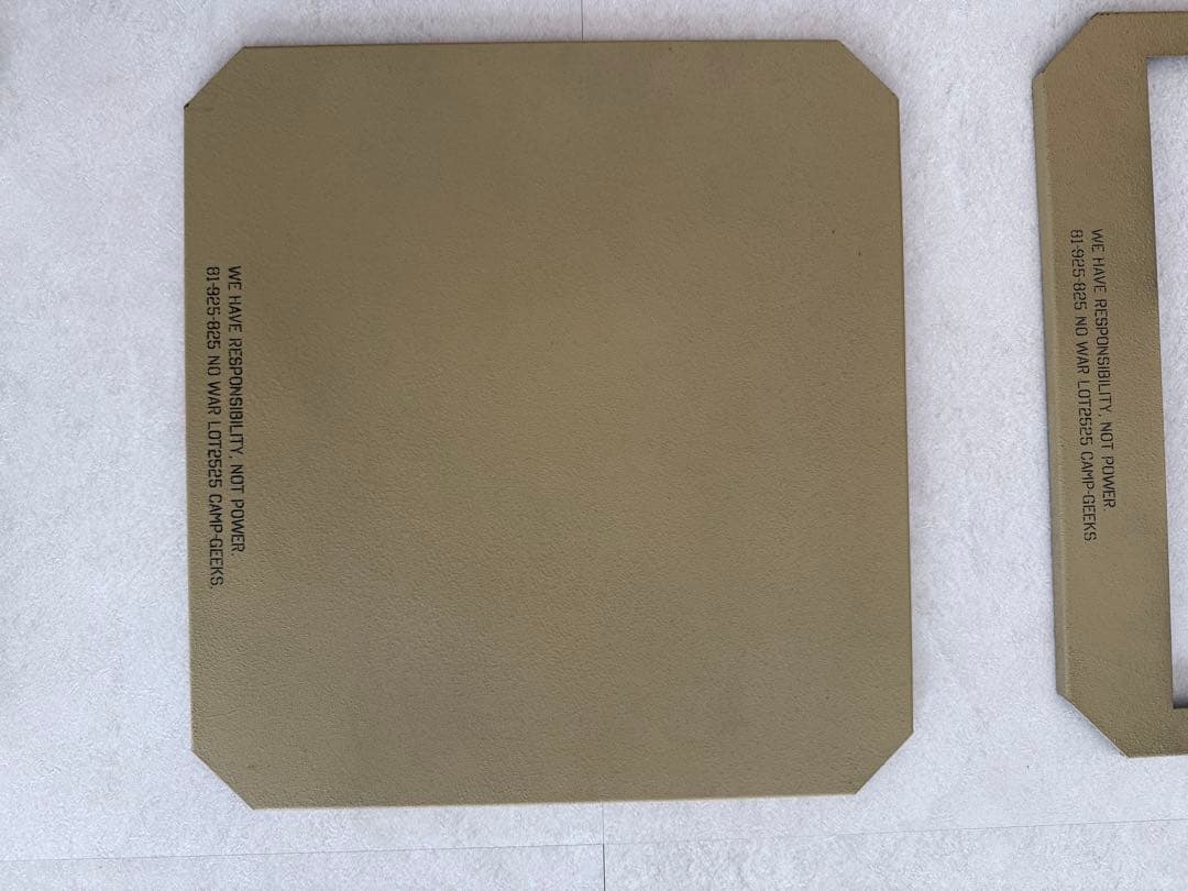 「CAMP GEEKS」によるフィールドラック用の天板（テーブルトップ）