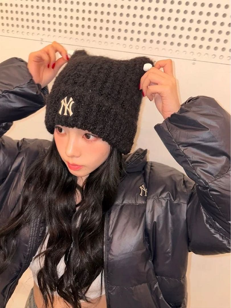【新品未開封】MLB Korea 猫耳ニット帽 黒 カリナ着用モデル（韓国限定）