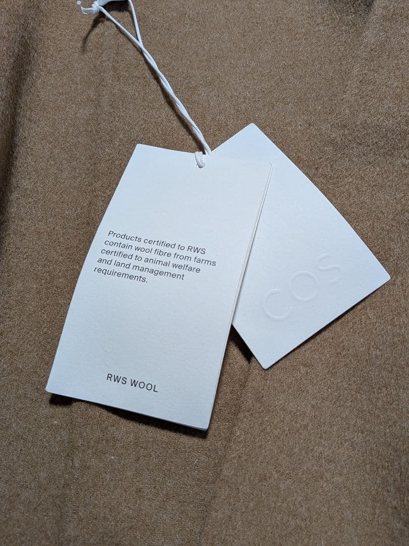 新品タグ付き未使用品　★cos ダブルフェイスウールスカーフケープ　ポンチョ