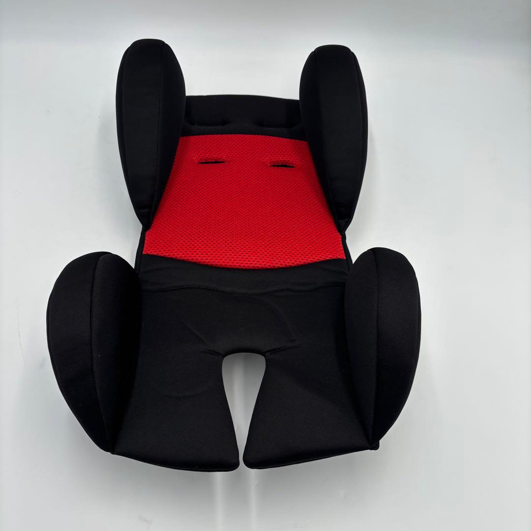 極美品　西松屋 チャイルドシート マムズキャリー・レジェ コンパクト 軽量設計